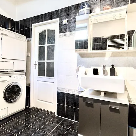 U Berounky Apartament *